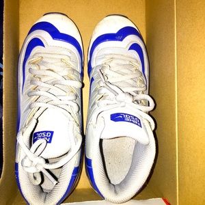 Nike cleats 2.5Y 2/$10